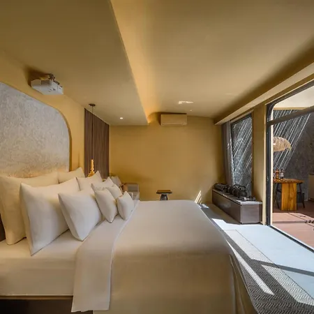 Leedon Villa Seminyak By Ini Vie Hospitality - Newly Opening
